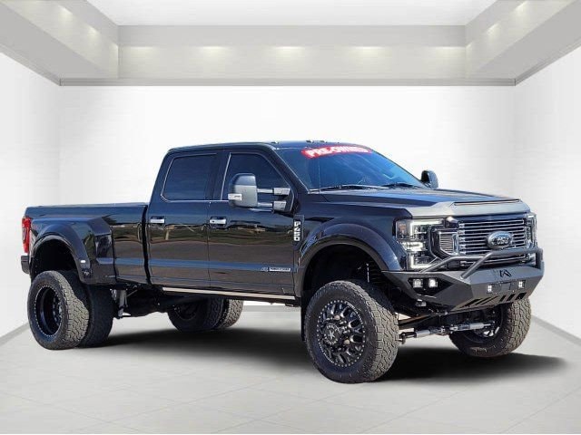 2020 Ford F-450 Limited 4x4 Crew Cab 8' Box DRW's photo