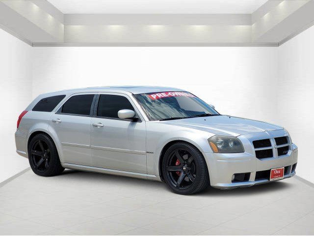 2006 Dodge Magnum SRT8's photo