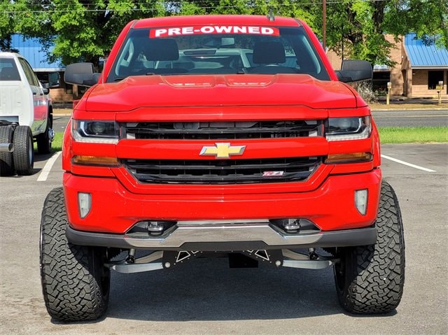 Used 2017 Chevrolet Silverado 1500 LT with VIN 1GCNKREC0HZ175671 for sale in Longview, TX