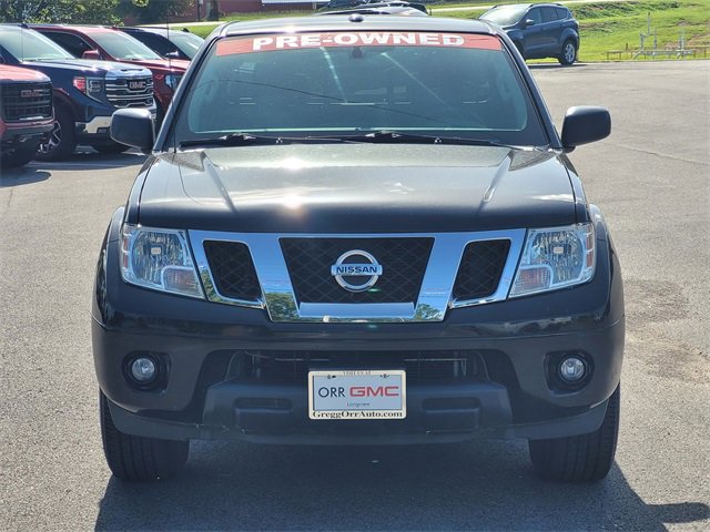 2015 Nissan Frontier SV photo 2