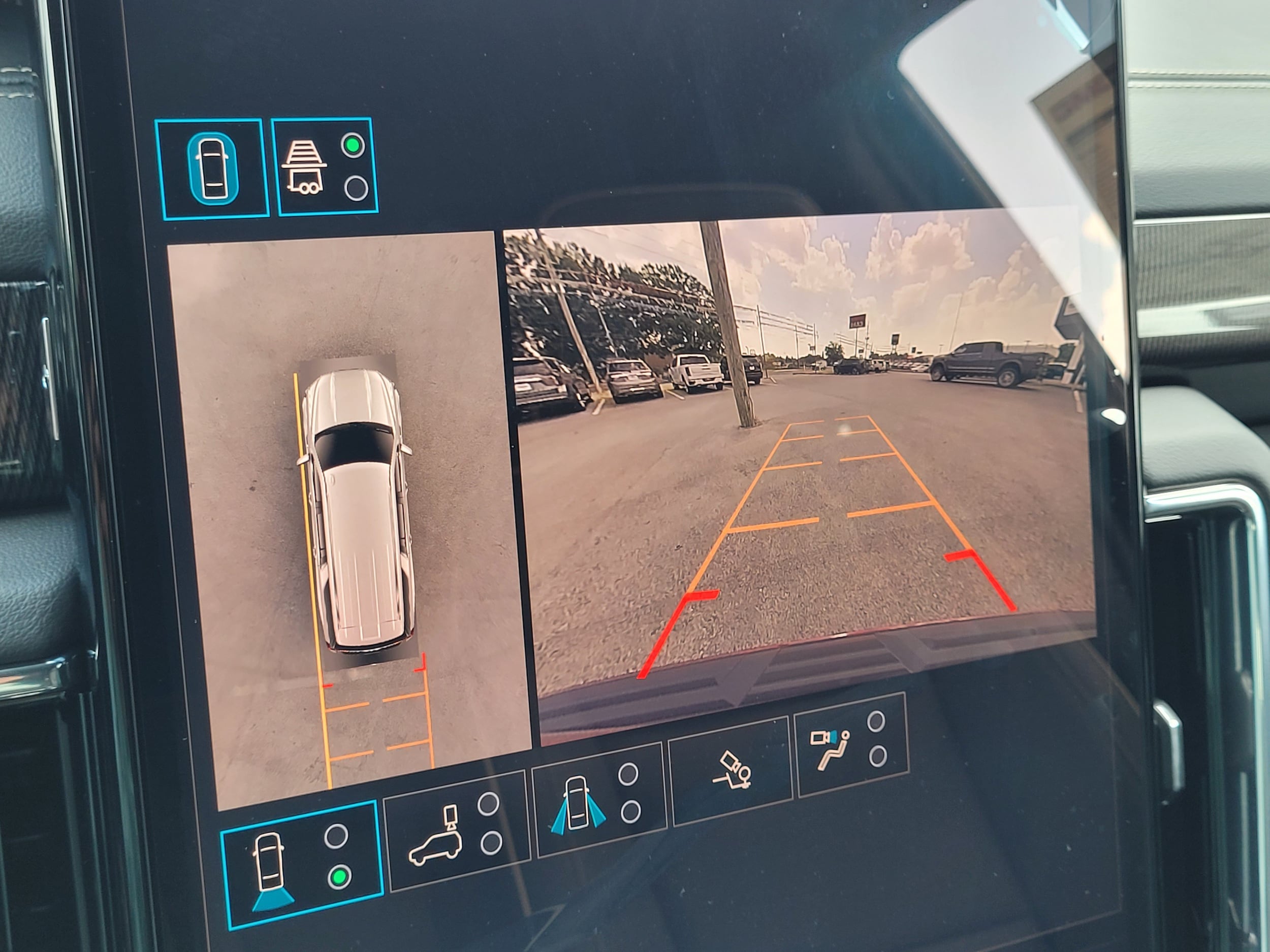 2026 GMC Yukon XL Elevation - Photo 16