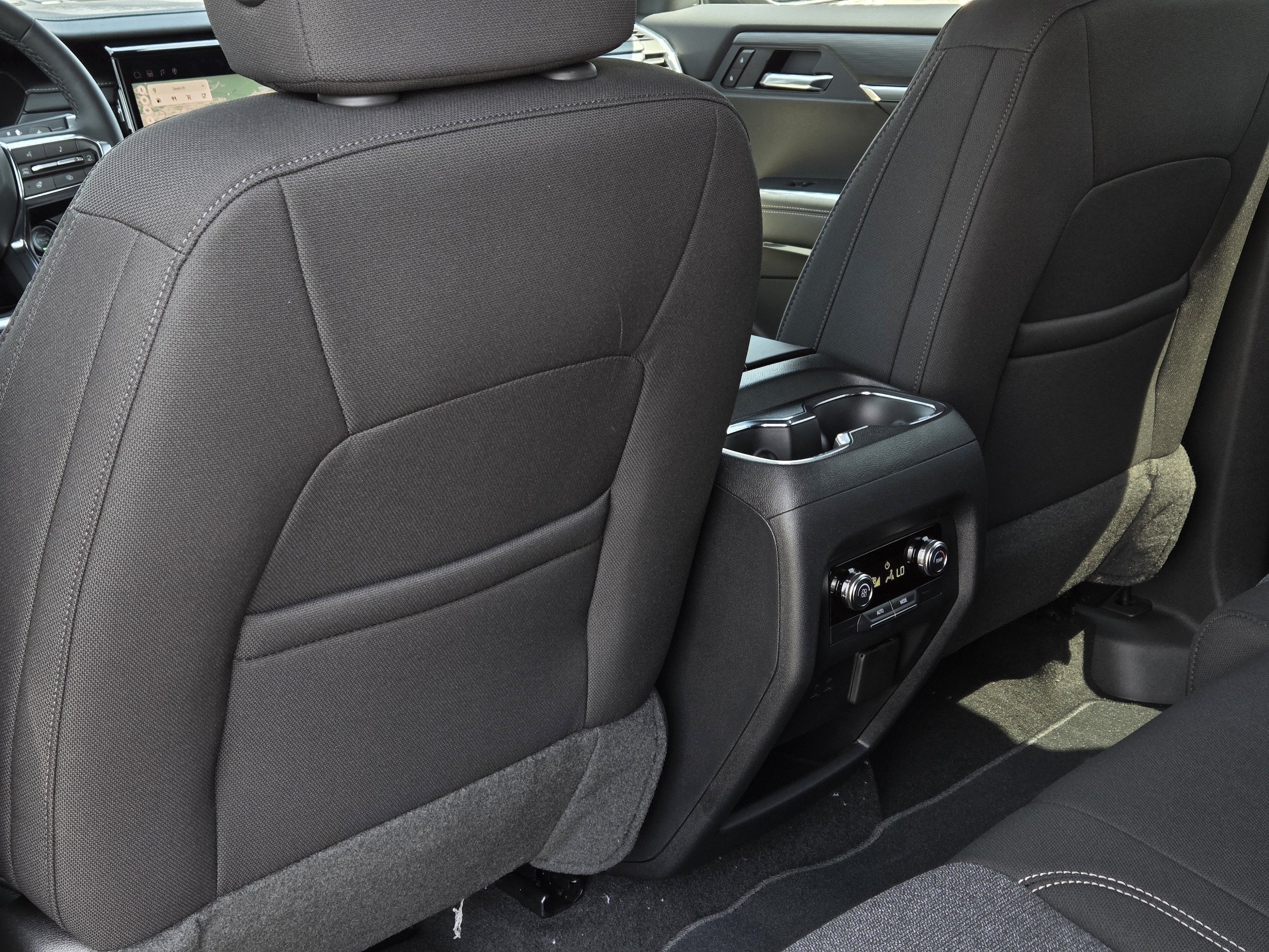 2027 GMC Acadia Elevation - Photo 23