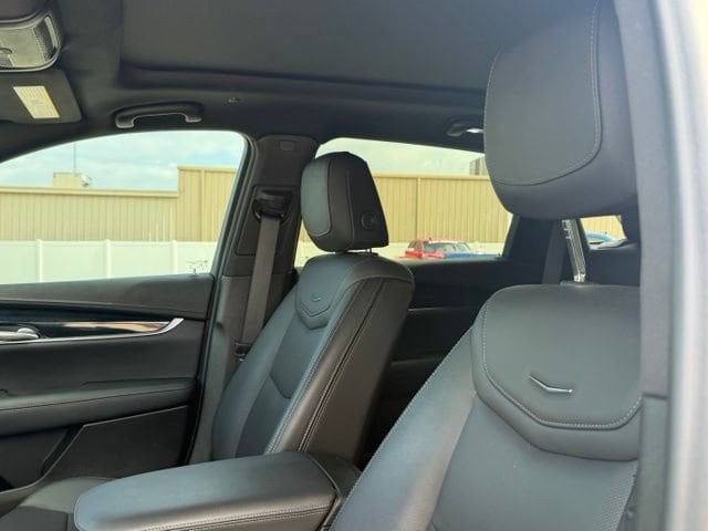 2025 Cadillac XT5 Premium Luxury - Photo 18