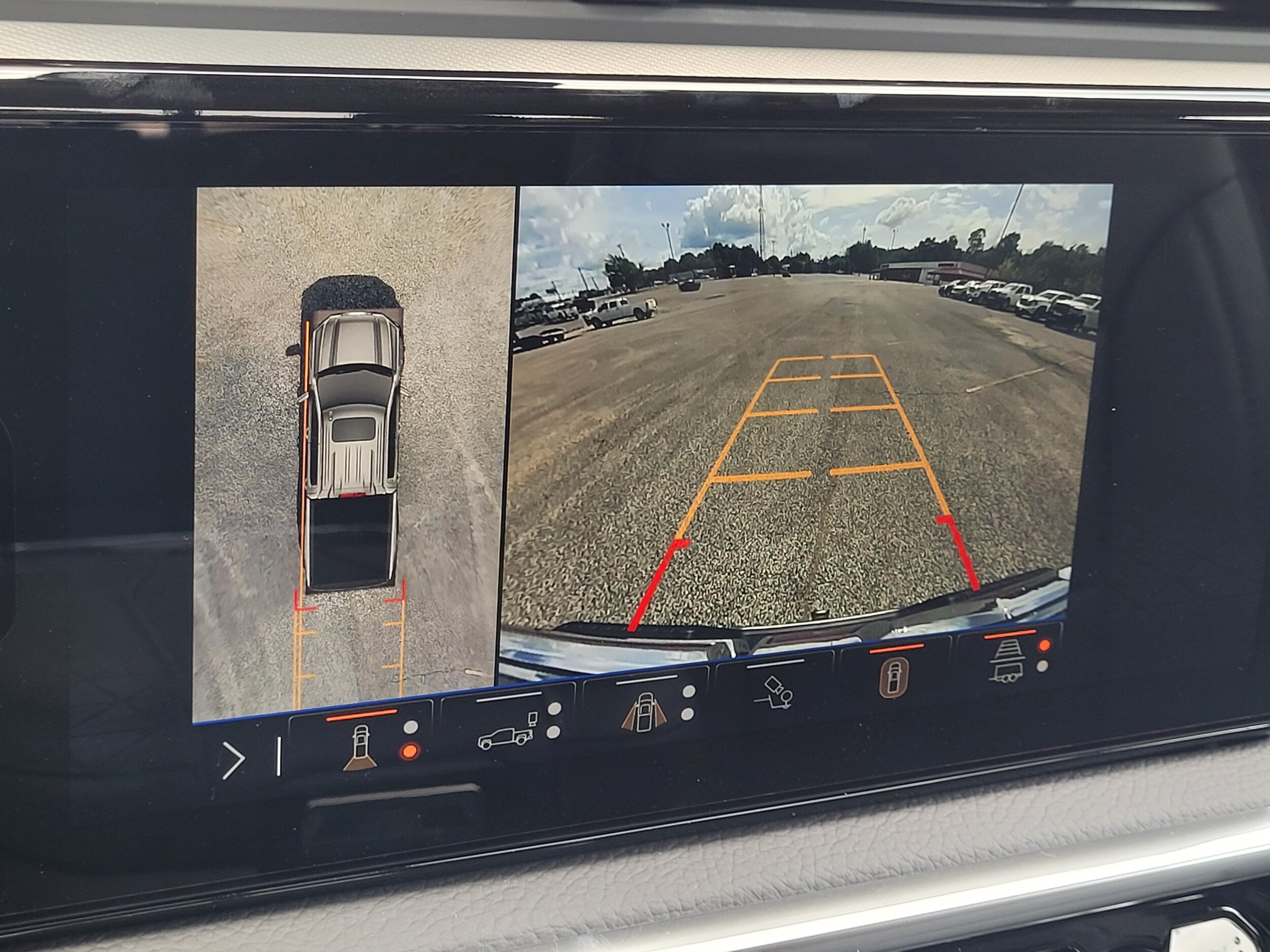 2026 GMC Sierra 1500 Denali - Photo 17