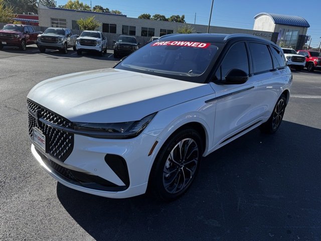 2025 Lincoln Nautilus Reserve photo 2