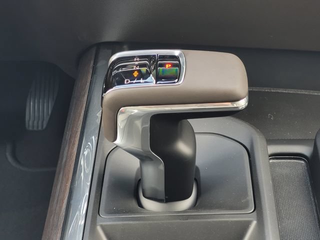 2026 GMC Sierra 1500 SLT - Photo 16