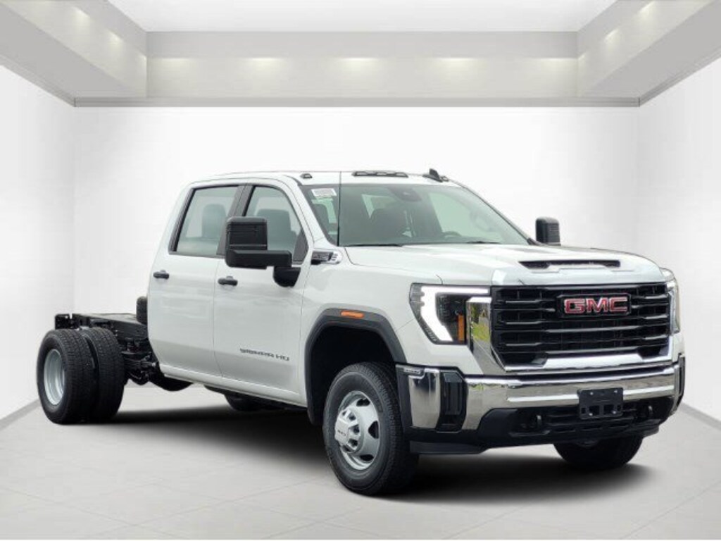 New 2026 GMC Sierra 3500 HD Chassis Cab Pro Truck