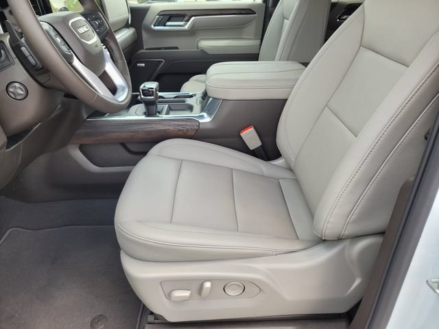 2026 GMC Sierra 1500 SLT - Photo 21