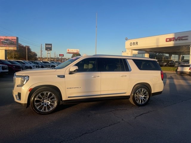 2023 GMC Yukon XL Denali's photo