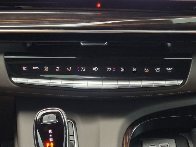 2024 Cadillac Escalade Sport - Photo 17