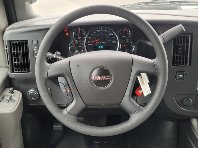 2025 GMC Savana Cargo Work Van - Photo 10