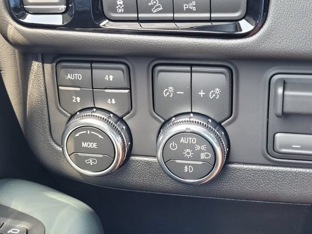 2026 GMC Yukon XL AT4 - Photo 19