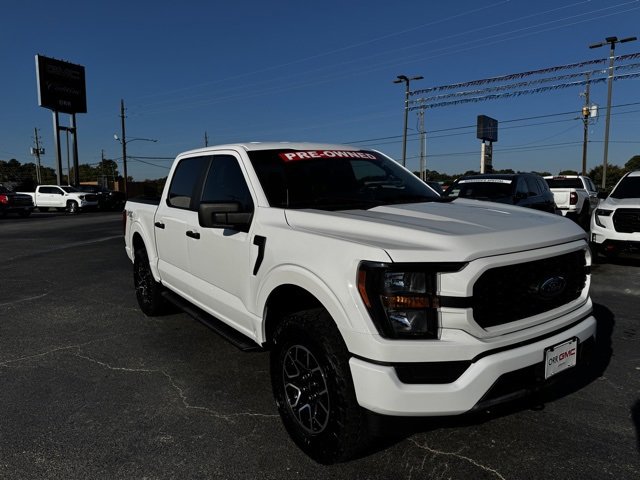 2023 Ford F-150 XL photo 2