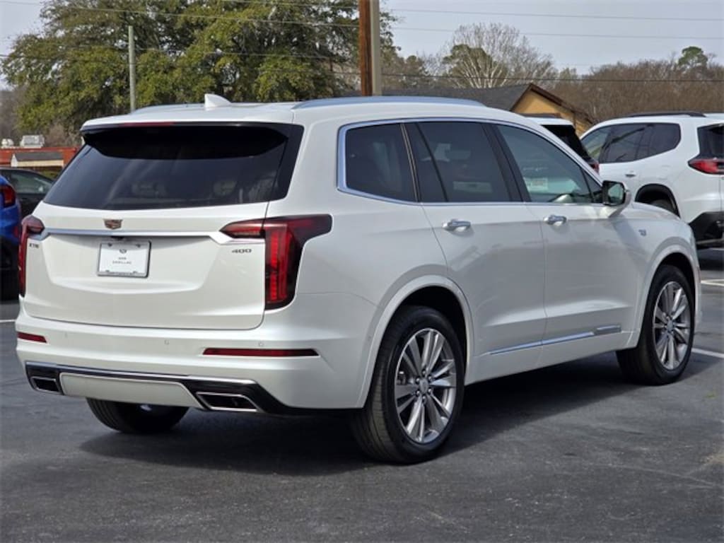 Used 2024 CADILLAC XT6 Premium Luxury SUV