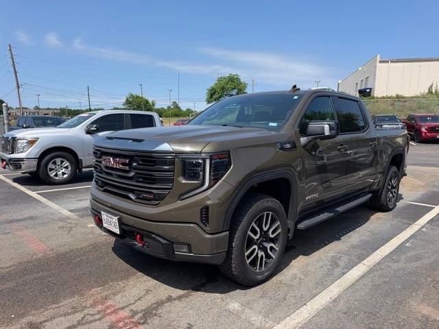 2023 GMC Sierra 4WD Crew Cab Short Box AT4's photo