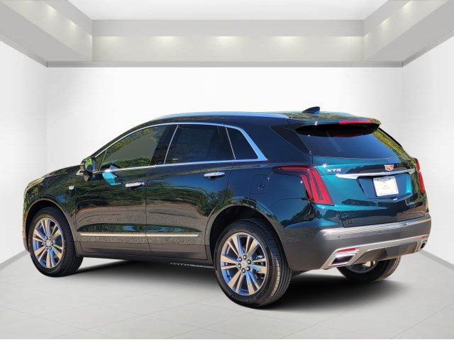 New 2026 CADILLAC XT5 Premium Luxury SUV