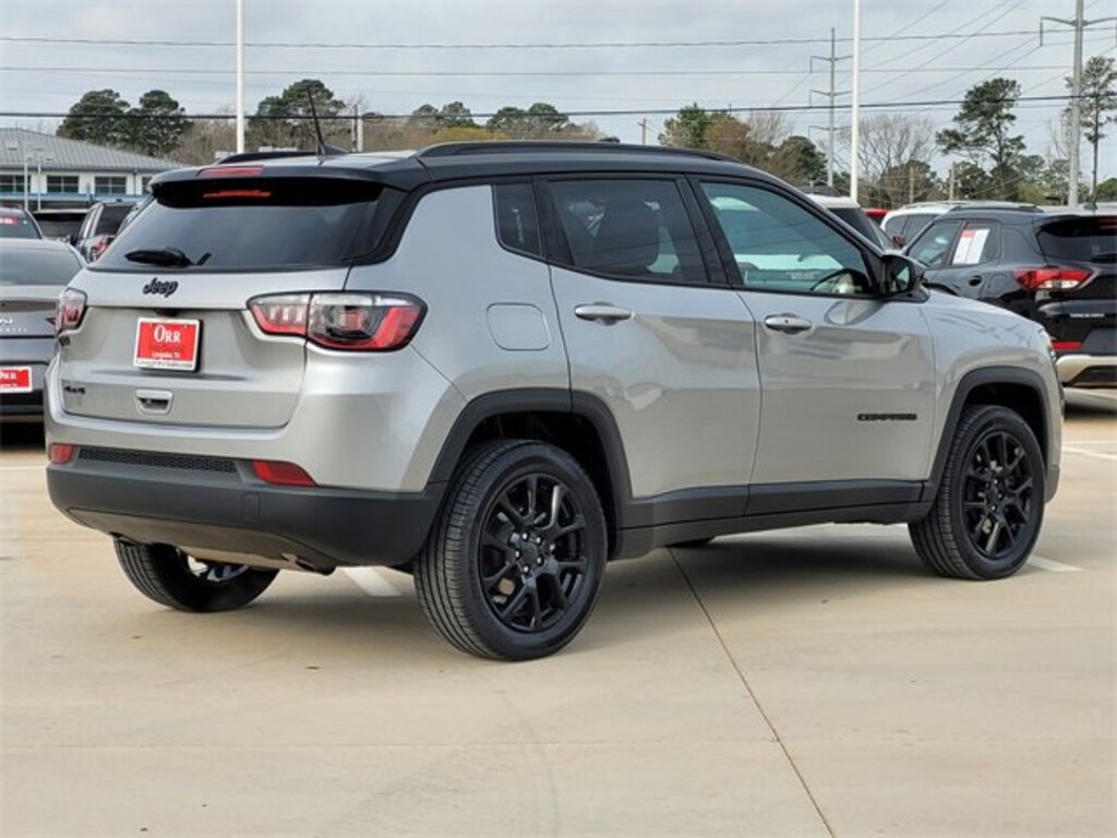 Used 2023 Jeep Compass Altitude