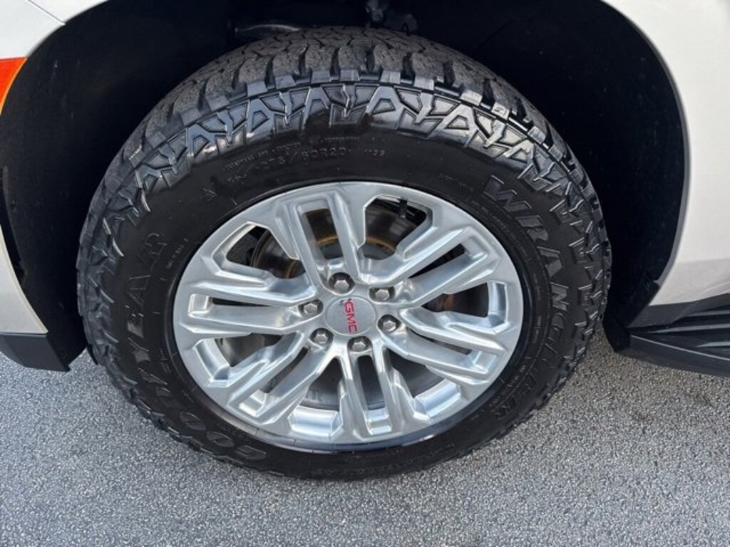 Used 2021 GMC Yukon XL SLT SUV