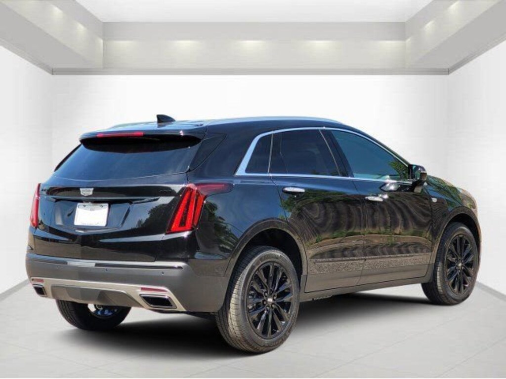 New 2026 CADILLAC XT5 Premium Luxury SUV