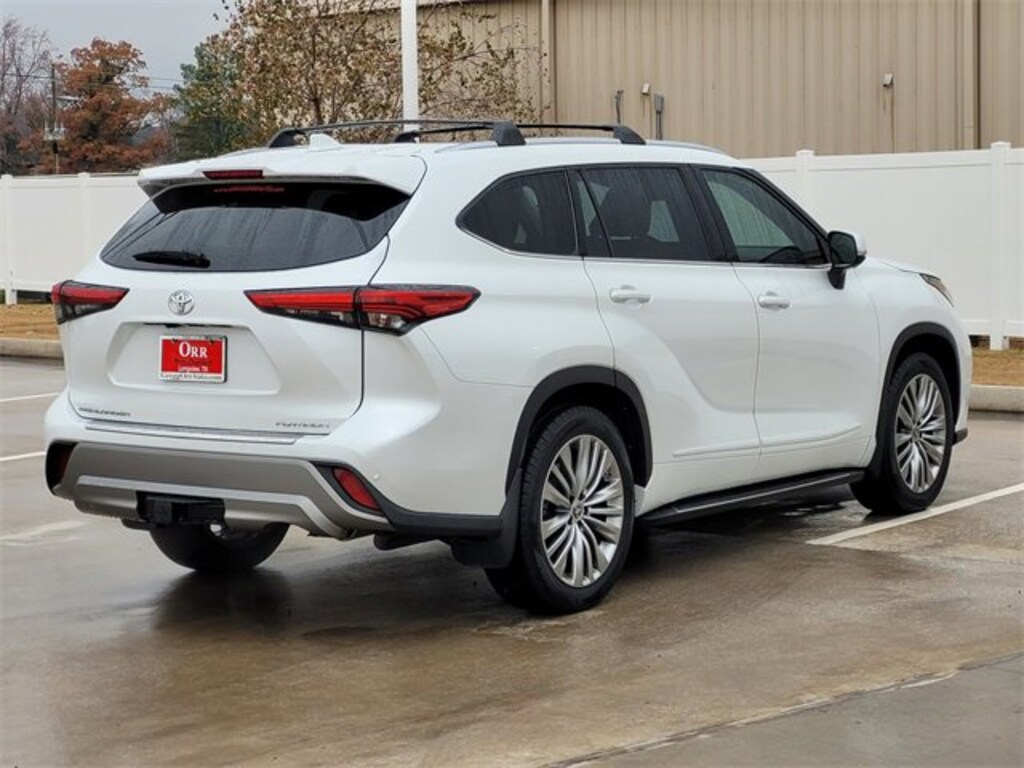 Used 2022 Toyota Highlander Platinum