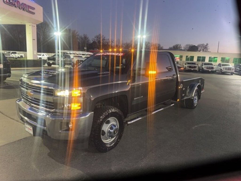 Used 2018 Chevrolet Silverado 3500 HD Chassis Cab LT Chassis Cab Truck