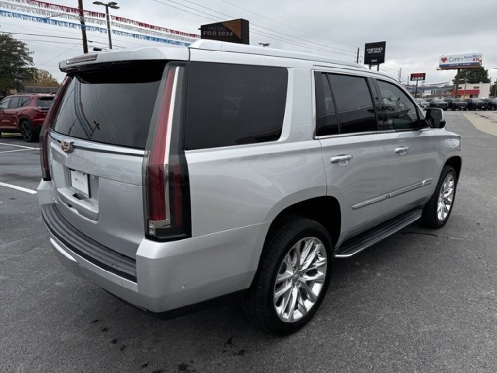 Used 2018 CADILLAC Escalade Luxury SUV