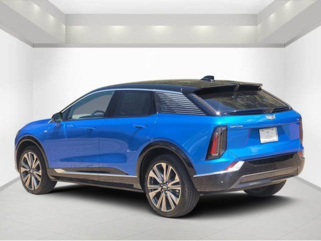 New 2027 CADILLAC OPTIQ Premium Luxury SUV