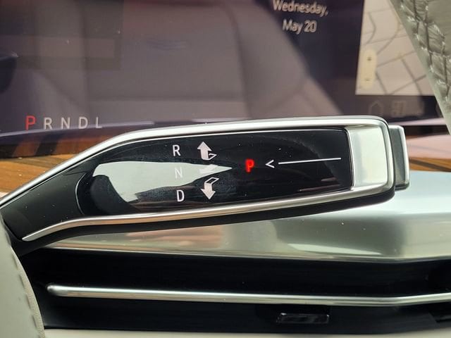 2026 Cadillac Escalade Platinum Sport - Photo 16