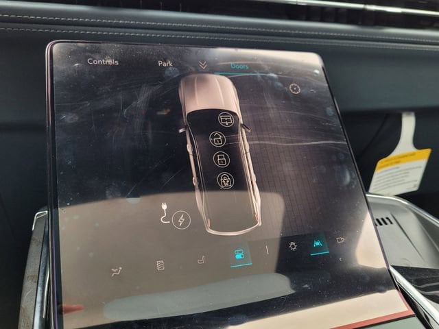 2025 Cadillac Escalade IQ Luxury 2 - Photo 16