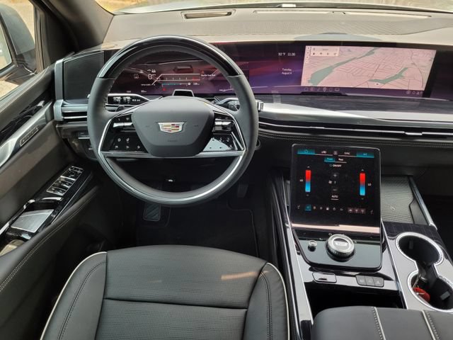 2026 Cadillac Escalade Sport - Photo 10