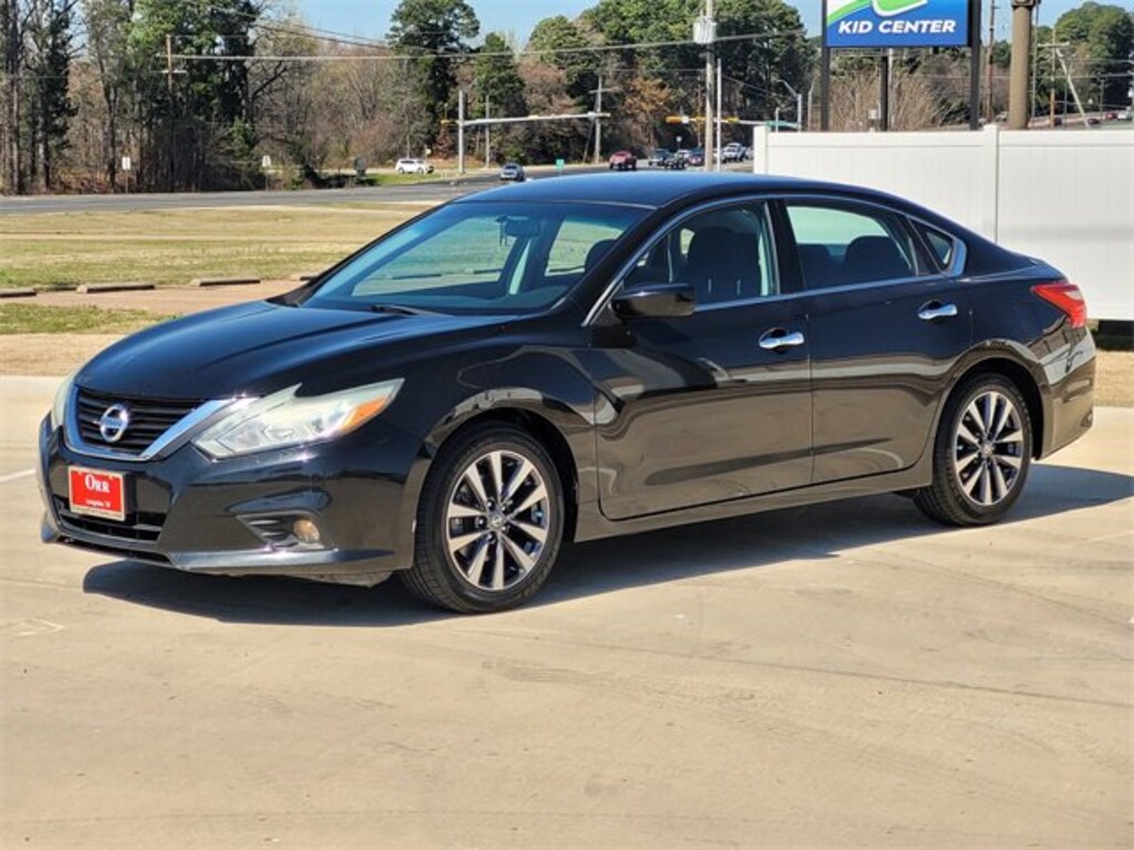 Used 2017 Nissan Altima 2.5 SV