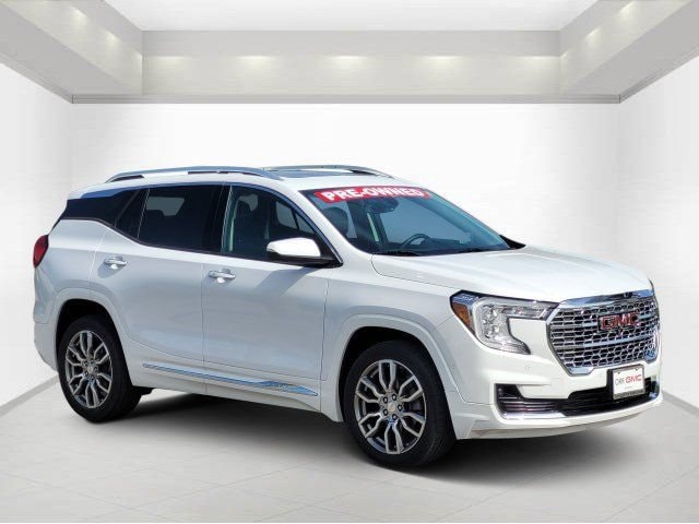 Used 2022 GMC Terrain Denali