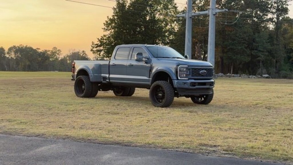 Used 2023 Ford Super Duty F-450 DRW XL
