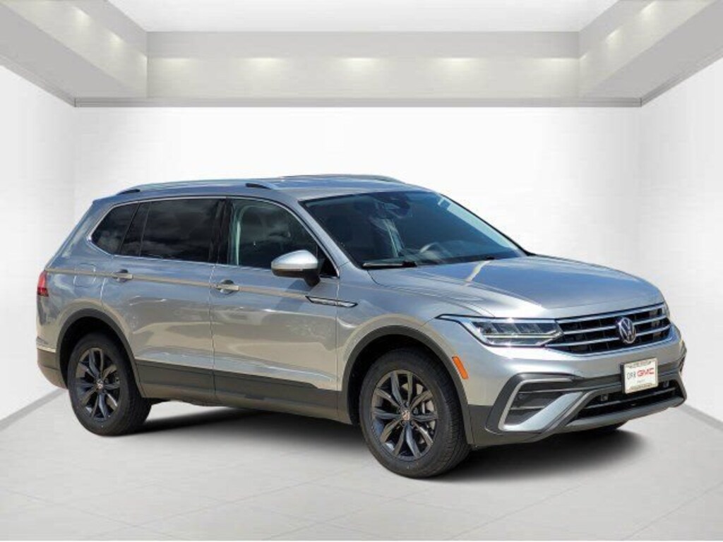 Used 2022 Volkswagen Tiguan SE