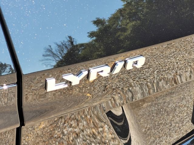 2026 Cadillac LYRIQ Signature Sport - Photo 8