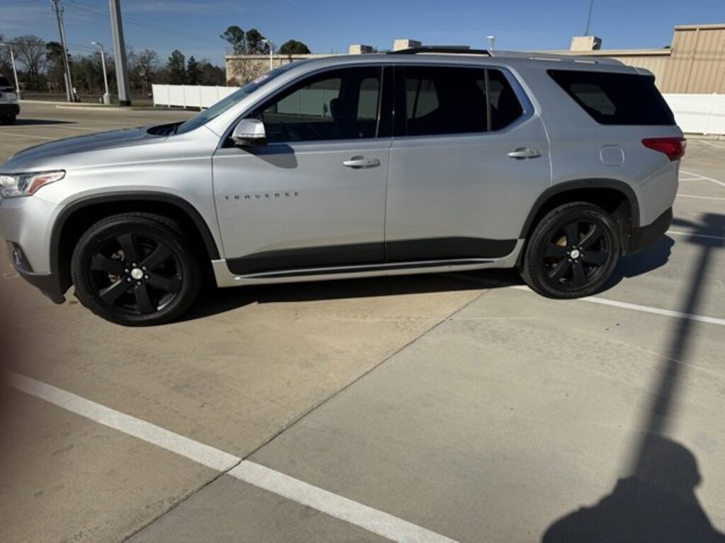 Used 2018 Chevrolet Traverse LT Leather SUV