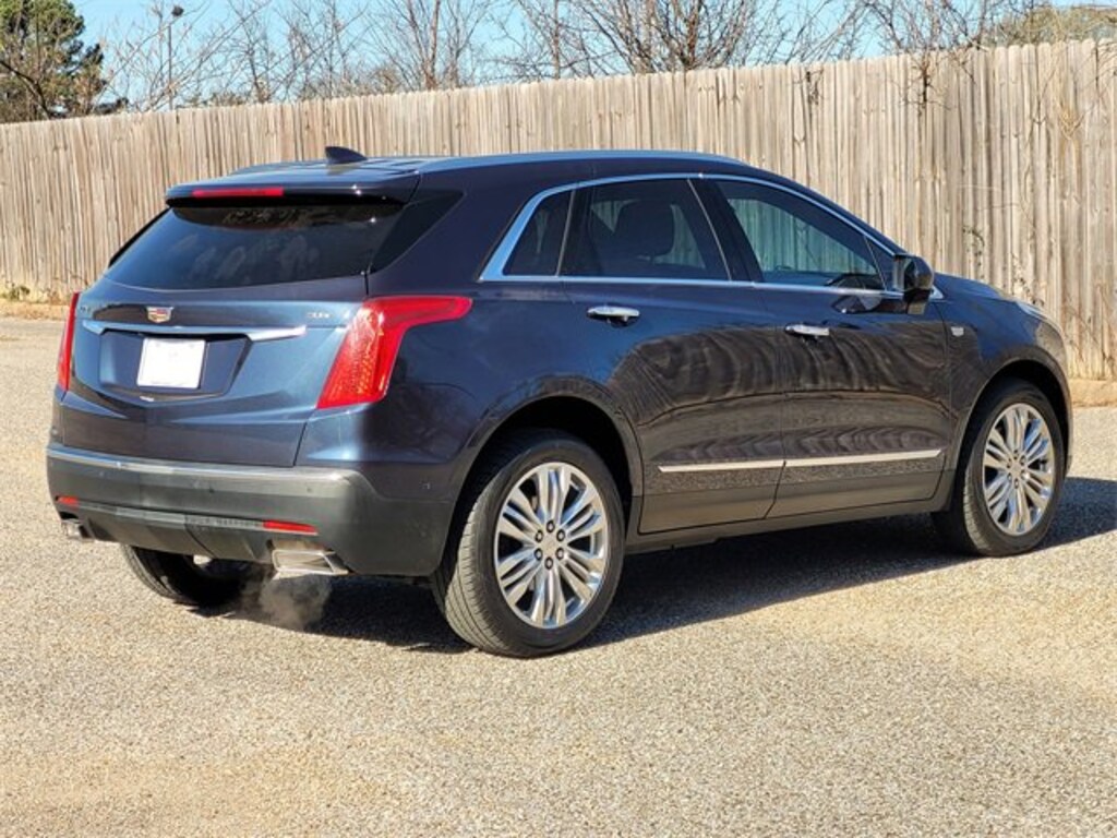 Used 2019 CADILLAC XT5 Premium Luxury FWD SUV