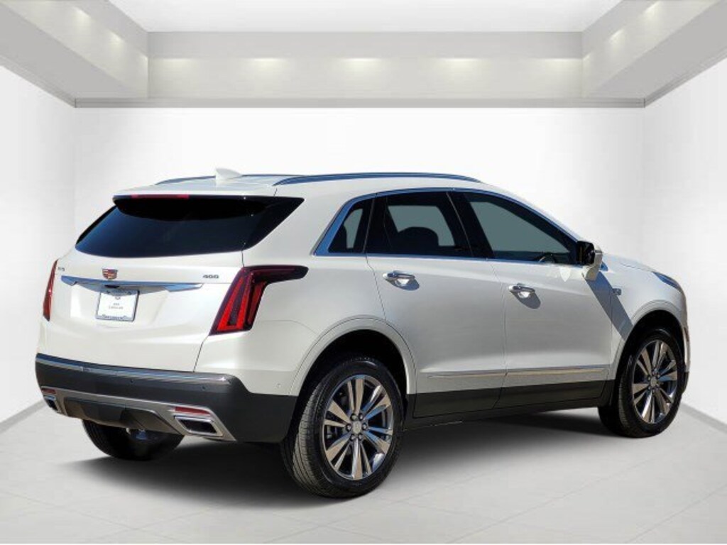 New 2026 CADILLAC XT5 Premium Luxury SUV