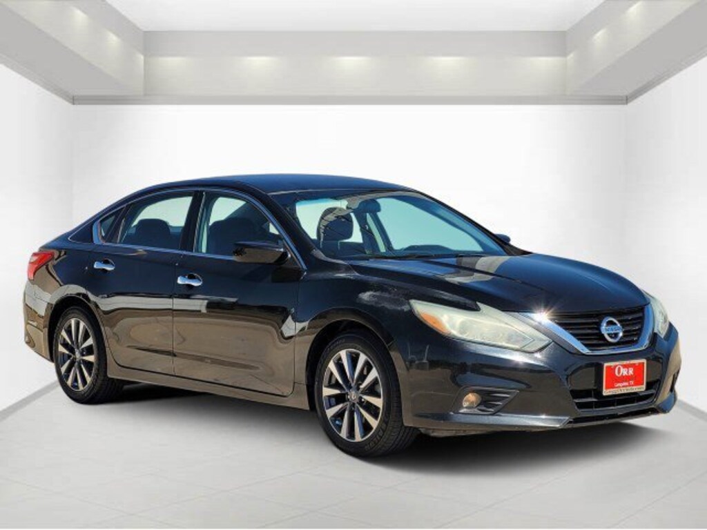 Used 2017 Nissan Altima 2.5 SV