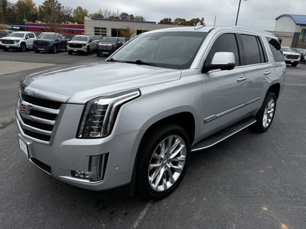 Used 2018 CADILLAC Escalade Luxury SUV