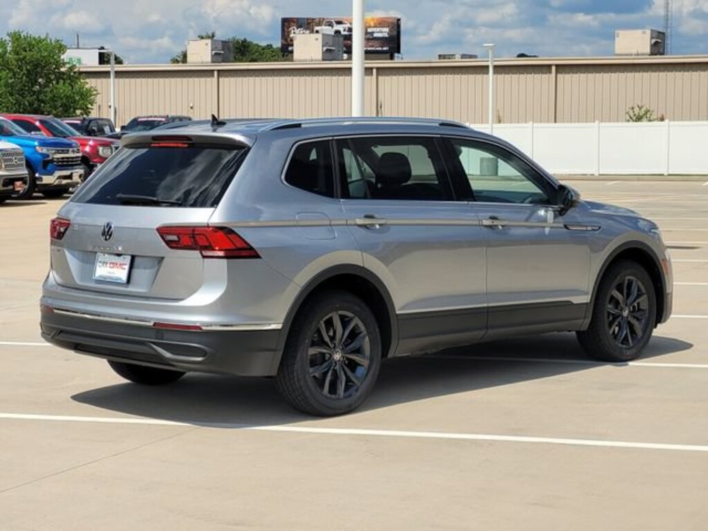 Used 2022 Volkswagen Tiguan SE