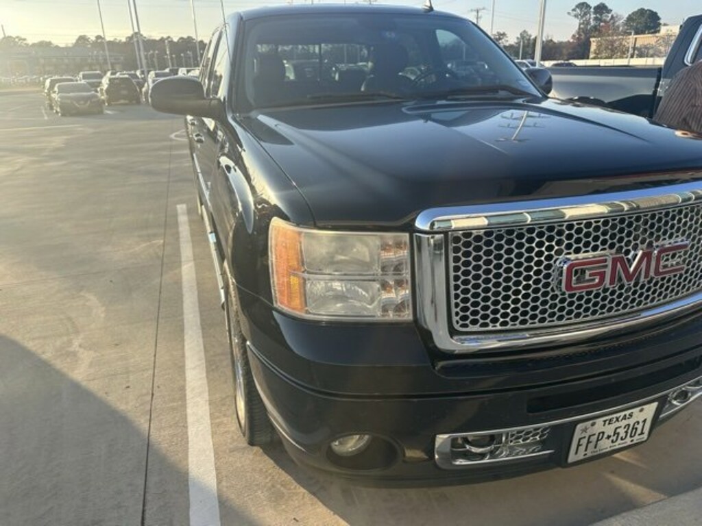 Used 2011 GMC Sierra 1500 SLT Truck