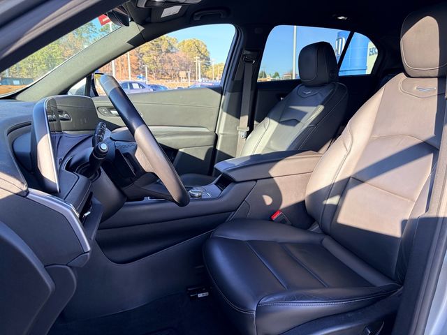 2024 Cadillac XT4 Premium Luxury - Photo 10