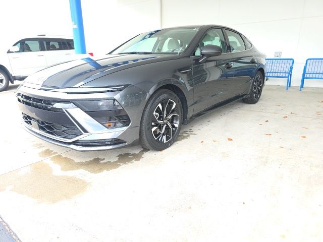 2025 Hyundai Sonata's photo