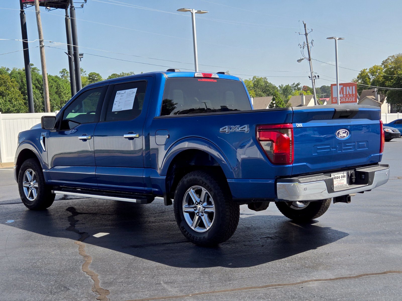 2025 Ford F-150 XLT - Photo 3