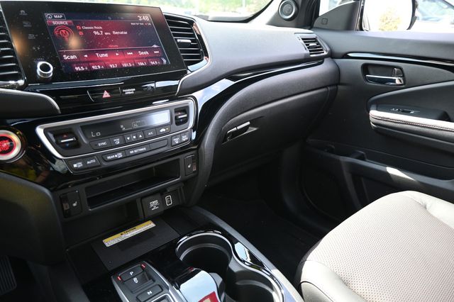 2023 Honda Ridgeline Black Edition - Photo 23