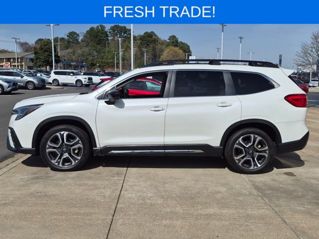 Used 2024 Subaru Ascent Limited 8-Passenger SUV