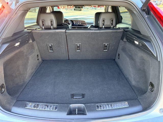 2024 Cadillac XT4 Premium Luxury - Photo 17