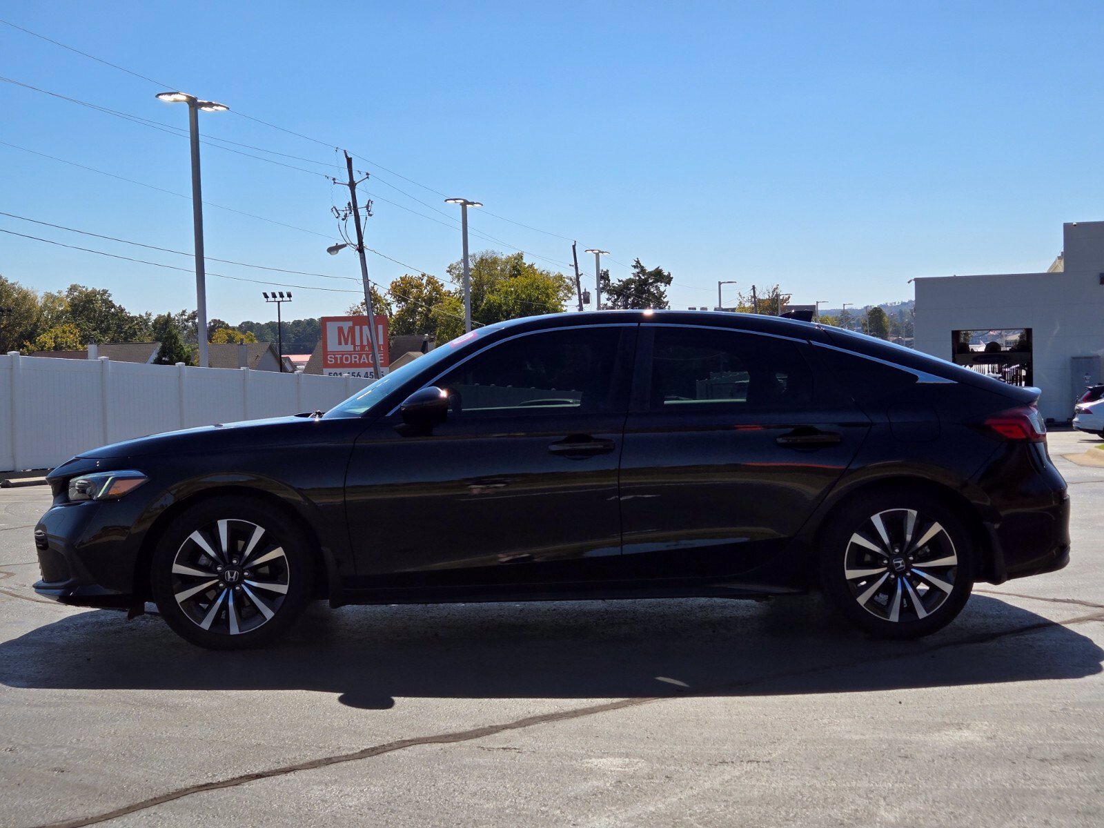 Used 2024 Honda Civic EX-L Hatchback