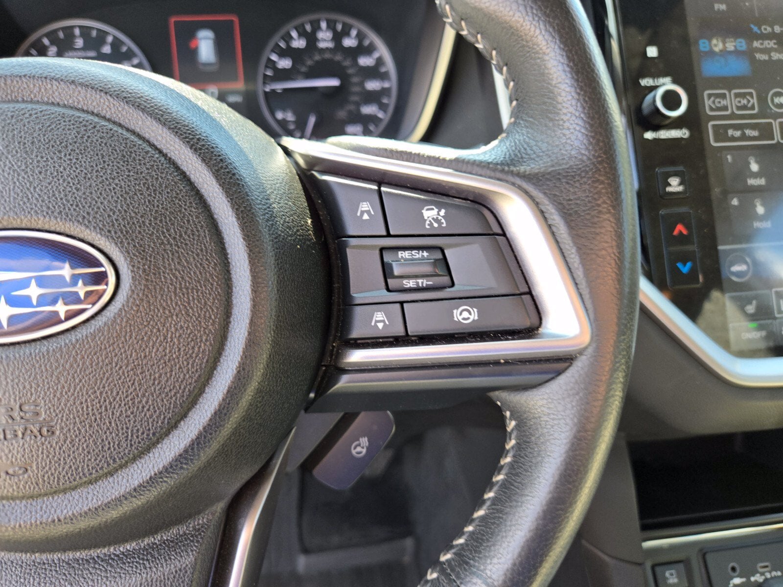 2024 Subaru Ascent Limited - Photo 30